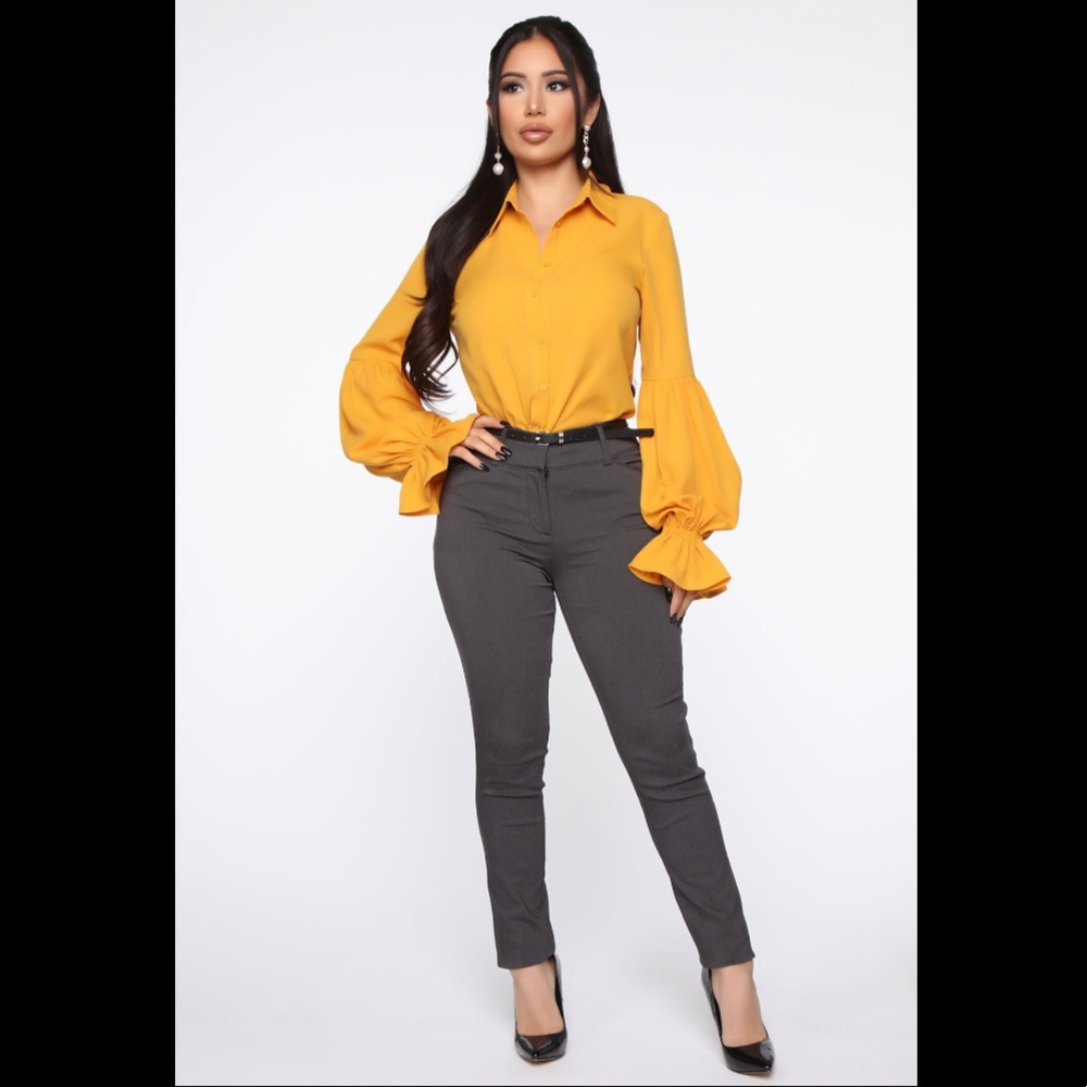 *NEW FashionNova Mustard Button Down Shirt Size-XL